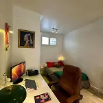 Studio Etoile - Champs Elysees